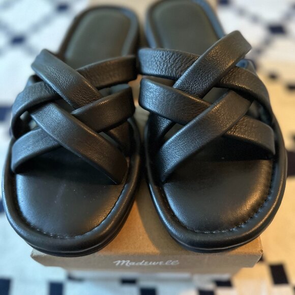 Madewell Puffy Slides in Black Leather - Size 9 - Picture 4 of 5